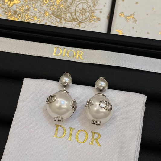 CD PEARL & SILVER EARRING