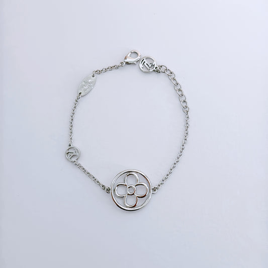 Silver bracelet