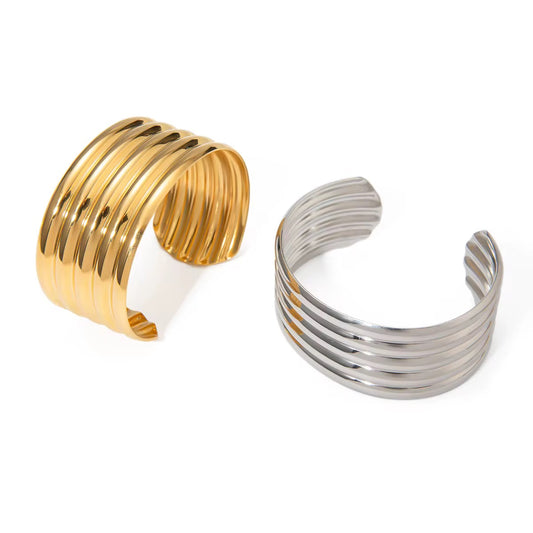Bangle bracelet gold