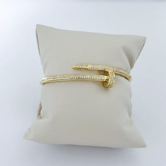 C gold bracelet