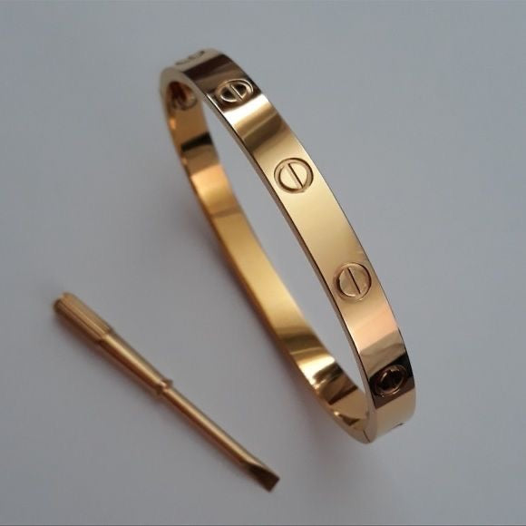 LOVE BRACELET