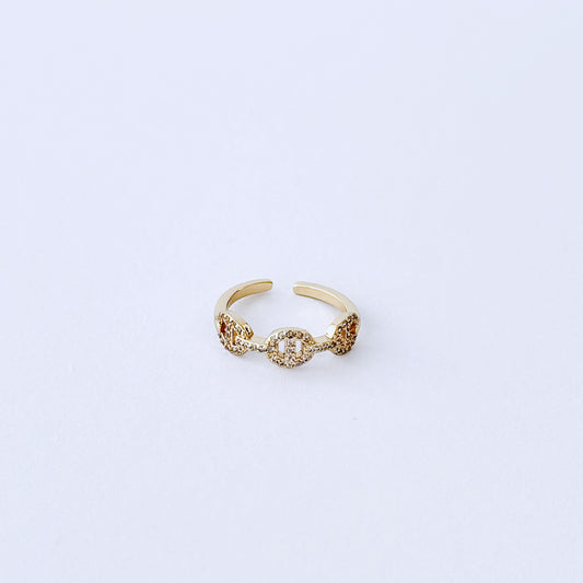 Thin adjustable ring