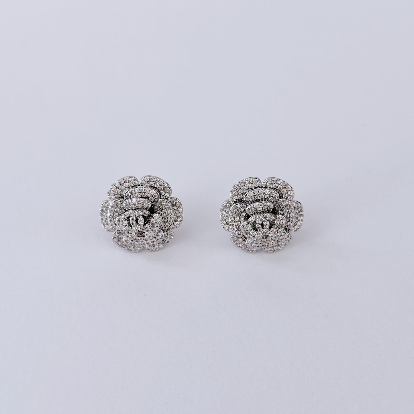 Camelia silver earring