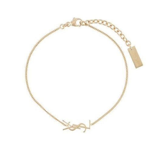 Sleek gold bracelet 💛 minimal, waterproof & hypoallergenic. Perfect for layering or gifting 🎁 Fast USA & Puerto Rico shipping 🚀