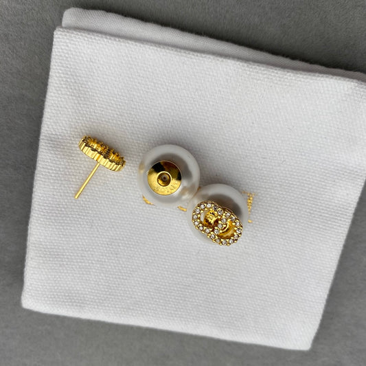 CD CRYSTAL EARRING