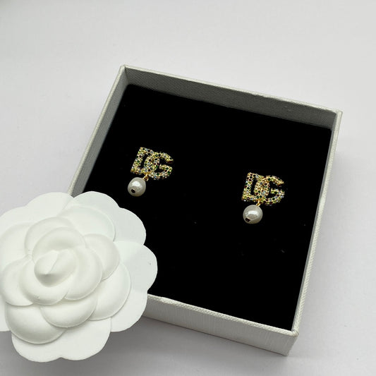 DG CRYSTALS EARRINGS