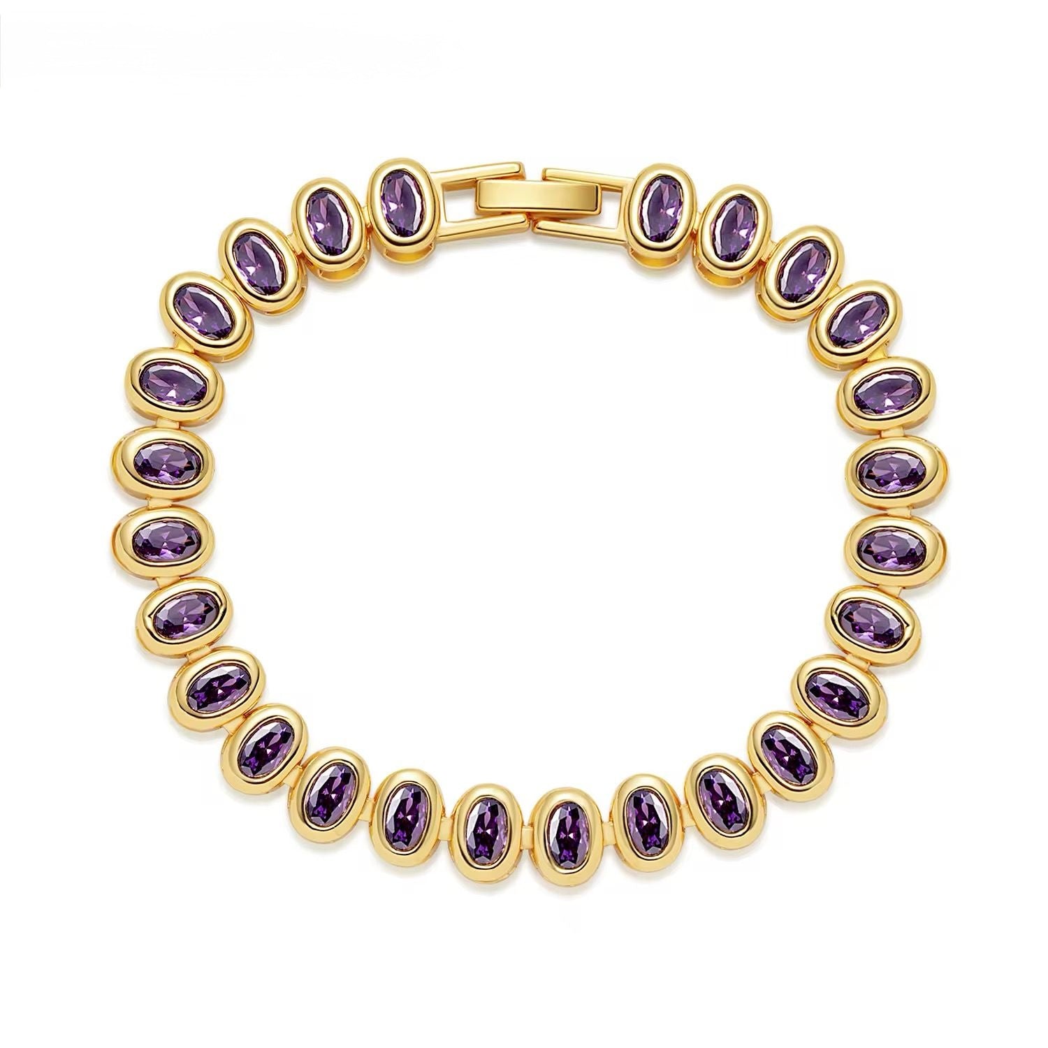 Pulsera estilo tenis de oro con eslabones de circones morados (púrpura) de corte ovalado. Brazalete elegante y de lujo.